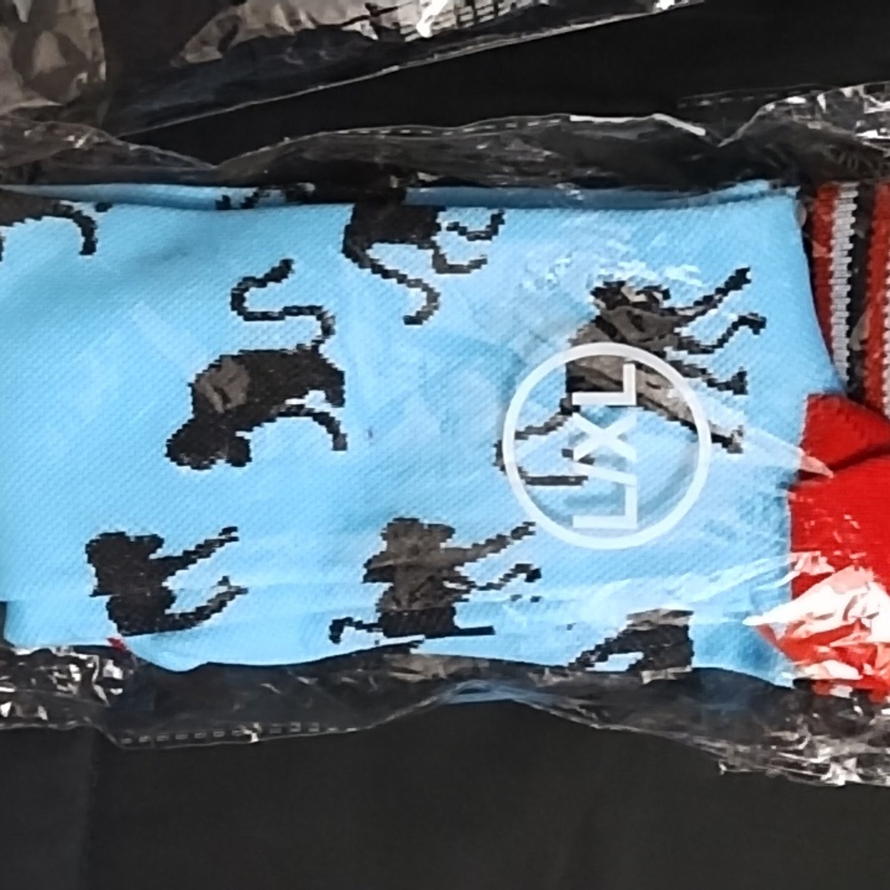 Socks - Picture 2 of 4